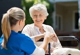 How Home Caregiver Services in Sharjah Support Independent Living