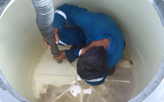 Water Tank Cleaning